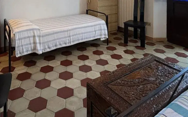 5 Beds in a Prestigious Villa-rif Leccio