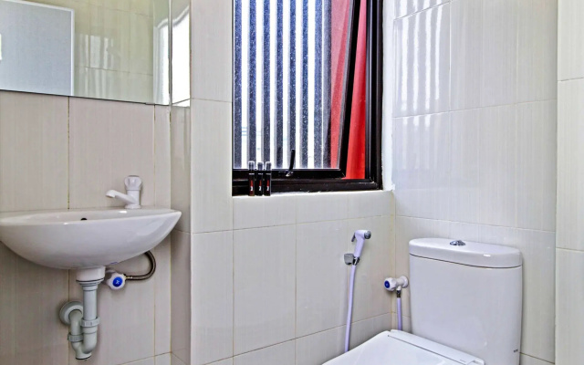 RedDoorz Plus near Plaza Indonesia