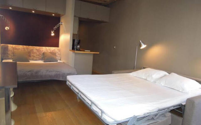 Отель Saint Denis Apartment Франция, Париж - отзывы, цены и фото номеров - забронировать отель Saint Denis Apartment онлайн комната для гостей