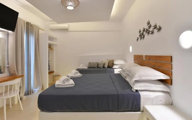 Ammos Luxury Rooms & Home