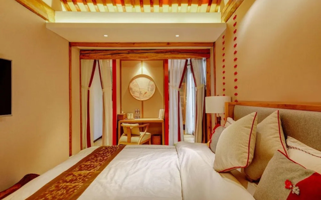 ISVARA Culture Homestay Suites