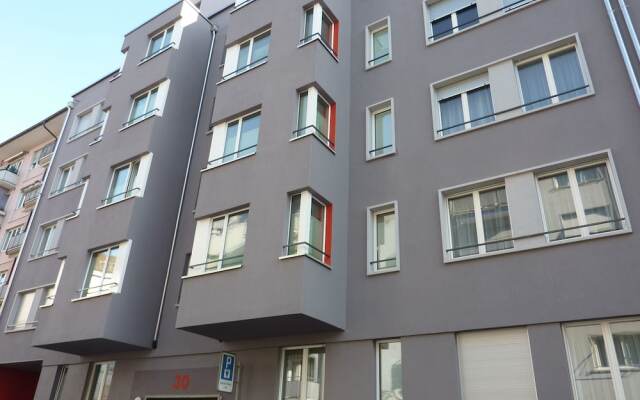 Апартаменты Ema House Serviced Apartments Seefeld Цюрих вид на фасад