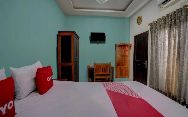 Hotel O Sahabat Syariah Near Plasa Telkom Bawean