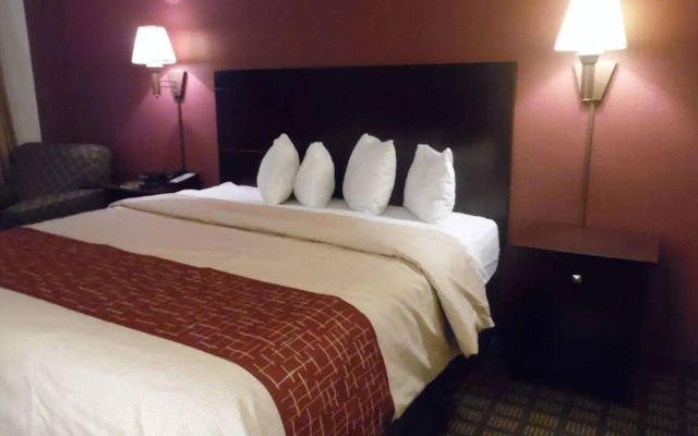 Red Roof Inn & Suites Oklahoma City Southwest