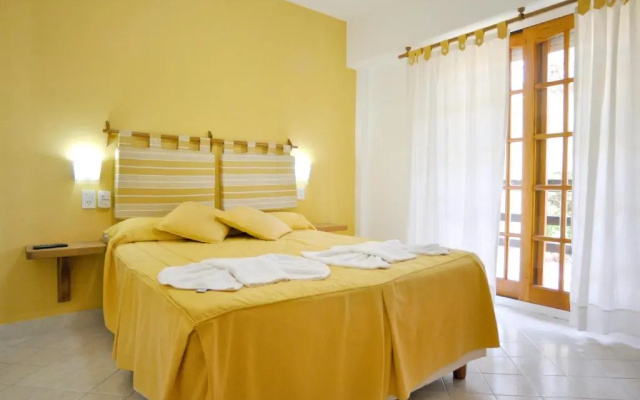 OCTOGONO Condominio Apart Gesell