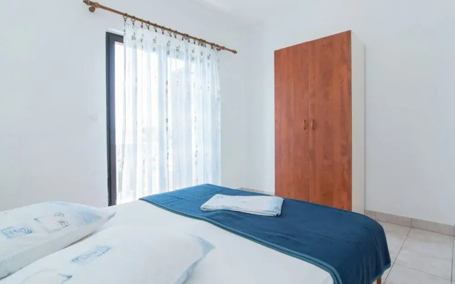 Apartments Neva- Two Bedroom Apartment With Balcony