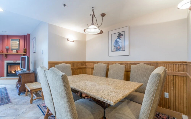 Bear Creek Lodge 305a 1 Bedroom Condo by Alpine Lodging Telluride