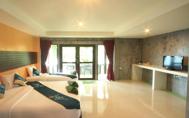 Tharathip Resort