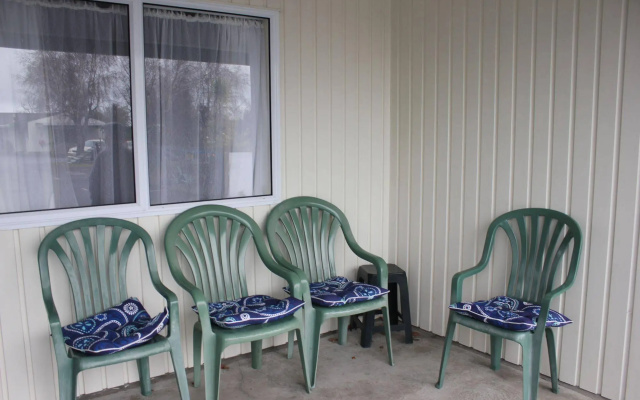 Acorn Estate Motel
