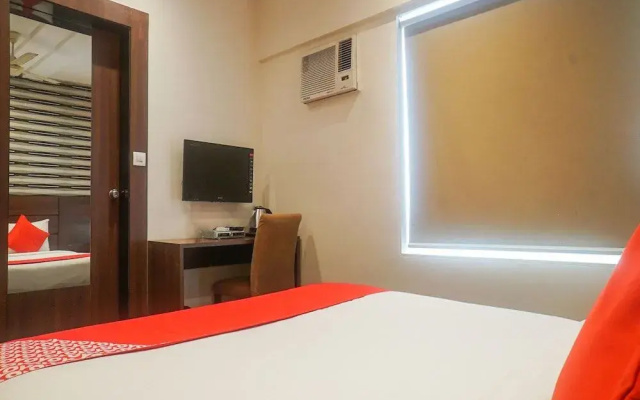 OYO Flagship 15614 Hotel Olive KEM Hospital