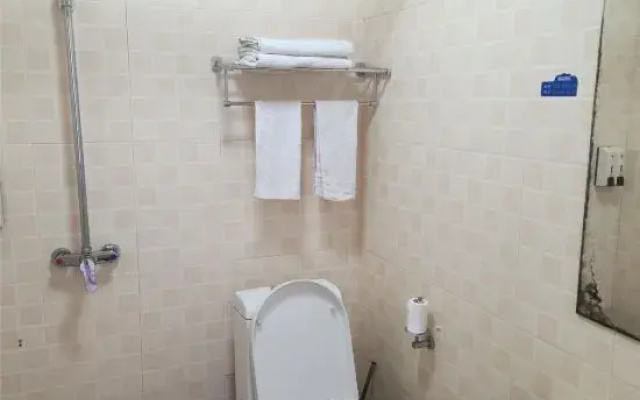 Long Yuan Hotel