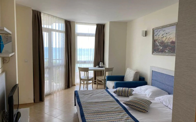 Royal Bay Resort