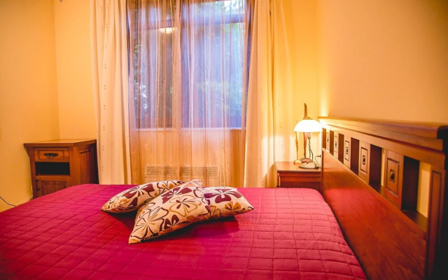 FM Deluxe 1-BDR Apartment with Parking by Sozopol