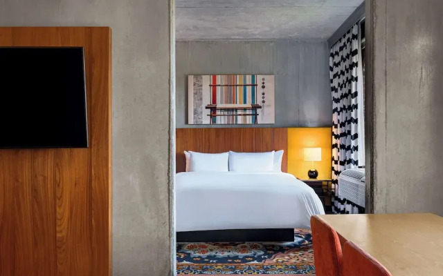 The Loom Hotel Tapestry Collection by Hilton