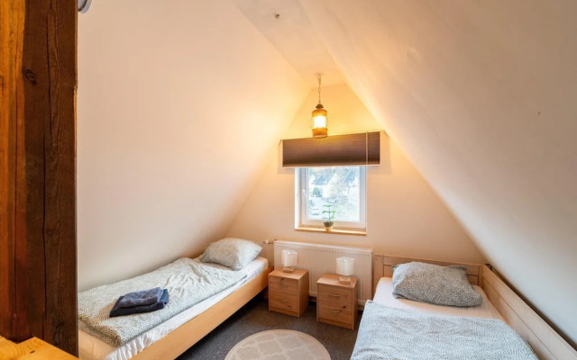 Cosy Holiday Home Yalet in Brilon-wald