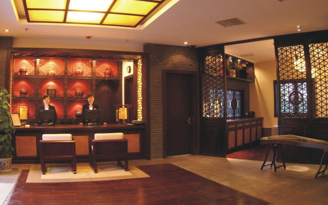 Baolong Homelike Hotel (Mudanjiang Branch)