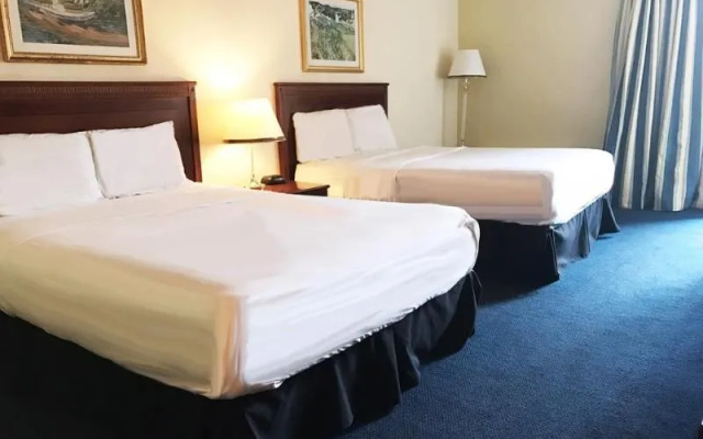 Ramada by Wyndham Windsor Locks