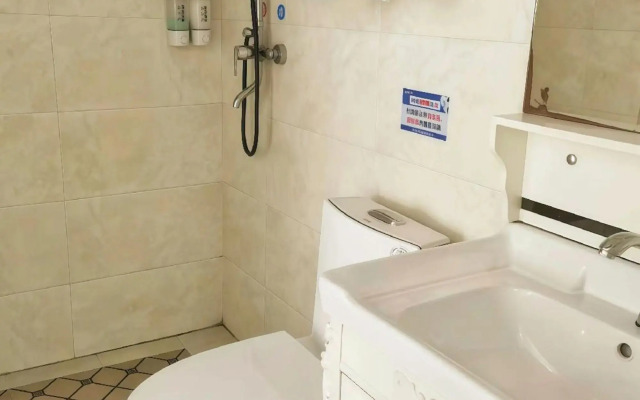 Jiujiu Express Hotel (Lishui People's Hospital Branch)