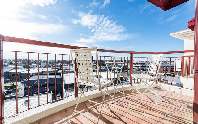 Fino Hotel & Suites