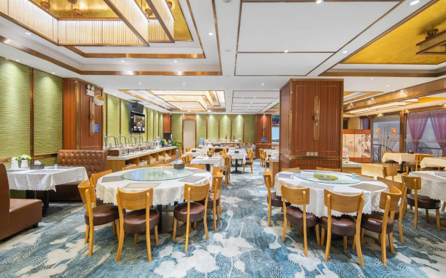 Vienna International Hotel (Guangzhou Baiyun Airport North Station Store)