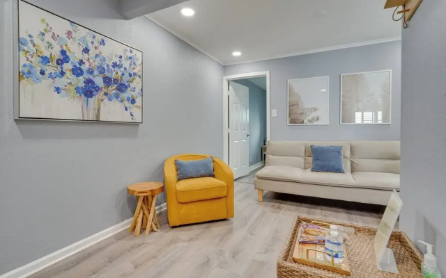 Cozy Bay Area Vacation Rental With Patio