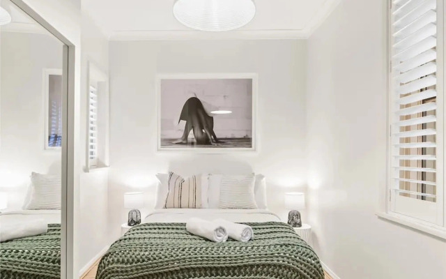 Cocos Apartment at Palm View Collective