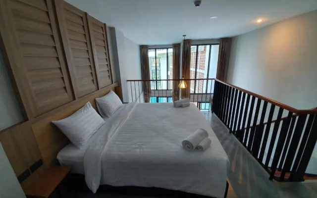 Atom Phuket Hotel