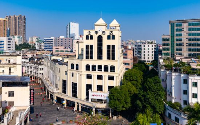 JI Hotel (Shunde Qinghuiyuan Huagai Road Branch)