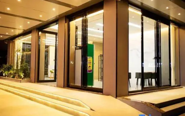 Yimi Hotel (Nanning Keyuan Dadao Subway Station)