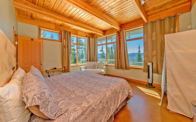 Lookout Lodge