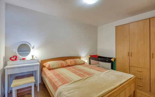 Apartment Jakara