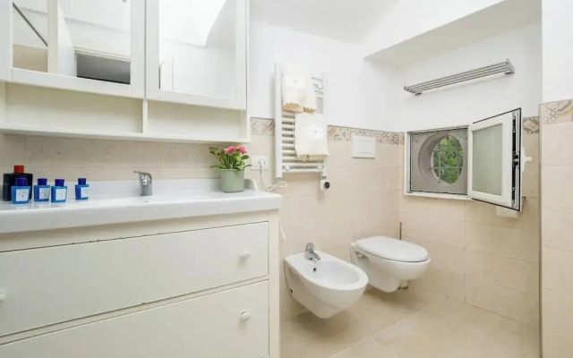 Citrus Garden House