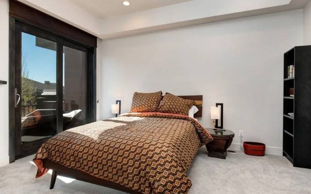 4221 Willow Draw Road Condo Unit 303