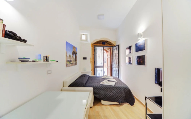 La Dolce Vita Studio Flat