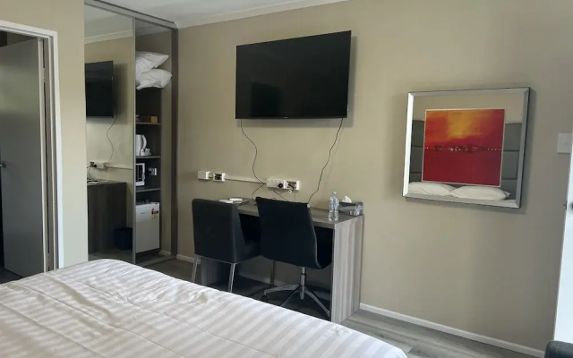 S 1 Motel