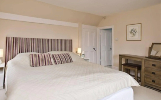 Bovey Cottage