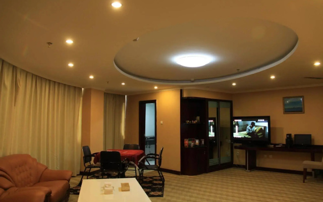 Xinde Business Hotel