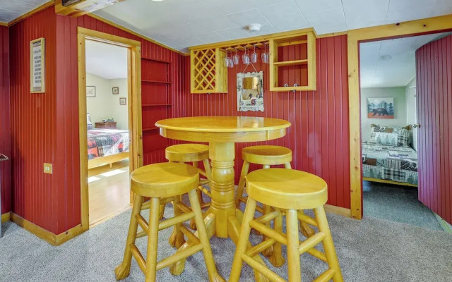 2 Boat Docks: Grand Lake Waterfront Home