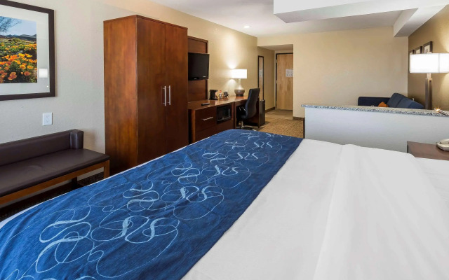 Comfort Suites El Paso Airport