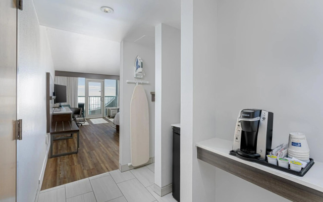 Holiday Inn Express Pensacola Beach by IHG