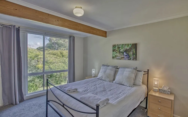 Cockatoo Cabin
