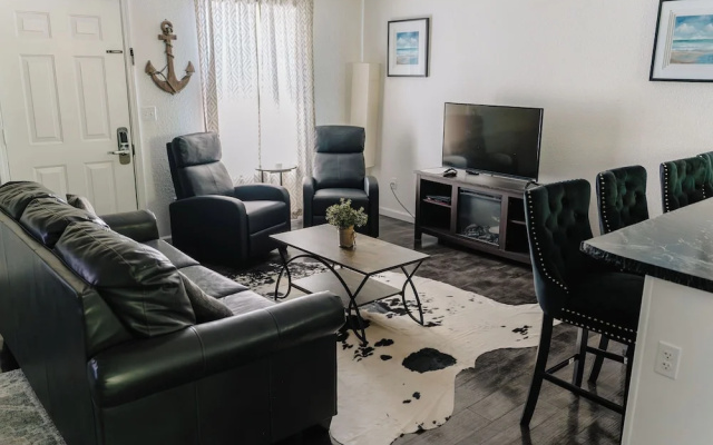 Anchor Inn & Suites