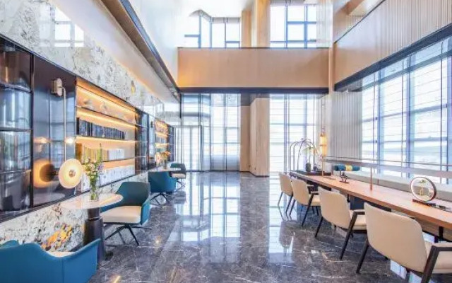 Atour Hotel Jiedaokou Wuhan University of Technology