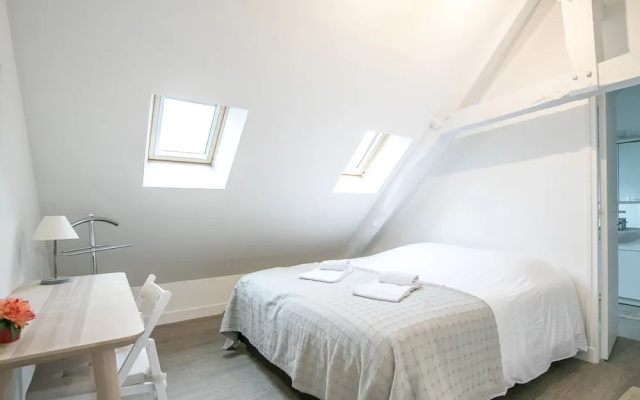 Calm and Comfortable Apartment in Bayeux