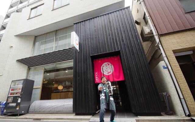 Tokyo Sumidagawa Youth Hostel Токио вид на фасад