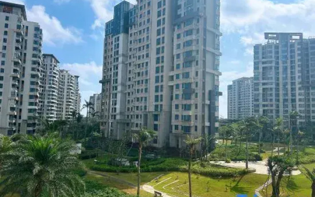 Wenchang Qishuiwan Mountain & Sea Resort