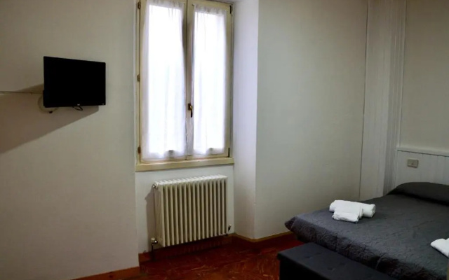 Casta House
