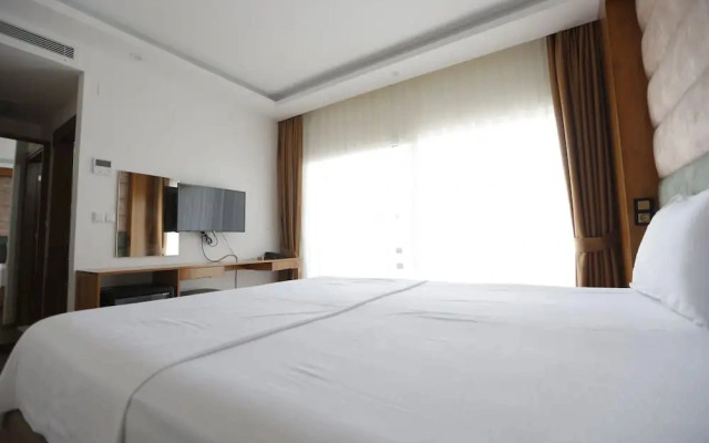 Askar Port Hotel