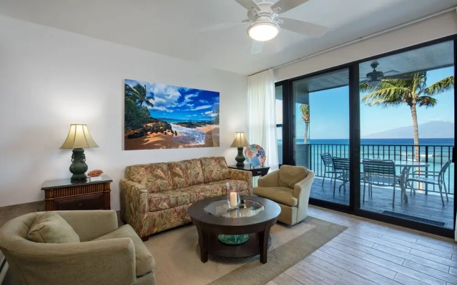 Love Heaven Overlooking the Pacific Noelani 307