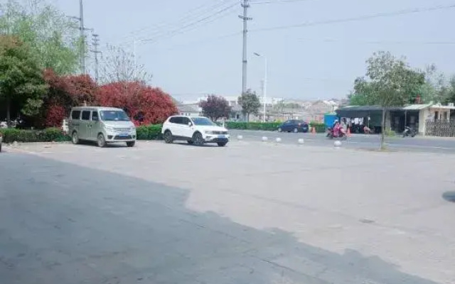 Yunjie Hotel (Wuyue Plaza)